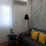 Lili In Pet Friendly, Free Parking Апартаменты
