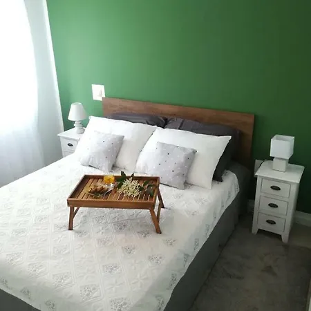 Lili In Pet Friendly, Free Parking Apartamento