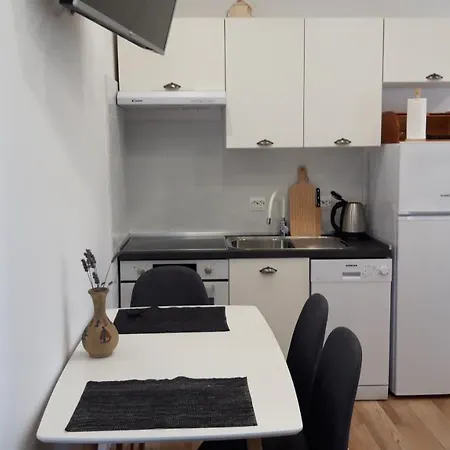 דירה Lili In Pet Friendly, Free Parking *