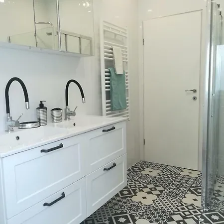 Apartament Lili In Pet Friendly, Free Parking
